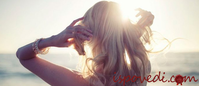 девушка в солнечное утро