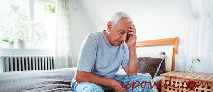 одинокий пожилой мужчина