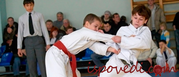 Тренер заменил моему сыну отца