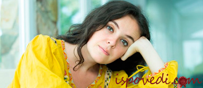 печальная девушка