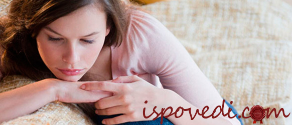 печальная девушка